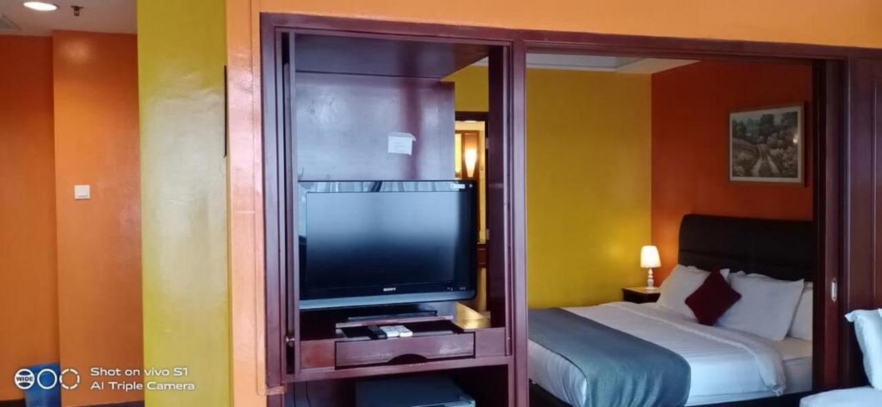 Residence Suite At Berjaya Times Square Kl Kuala Lumpur Exterior foto
